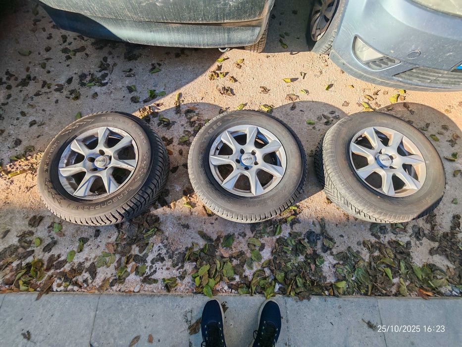 Всесезонни гуми Nokian 215/70 R16