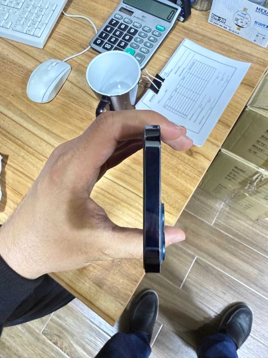 iPhone 12 Pro, ideal, karobka dakument bor