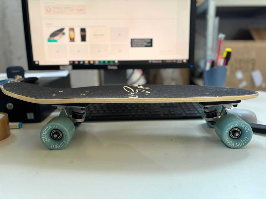 Placa skateboard Meteor Penny, negru, roti PU, 100kg, antialunecare