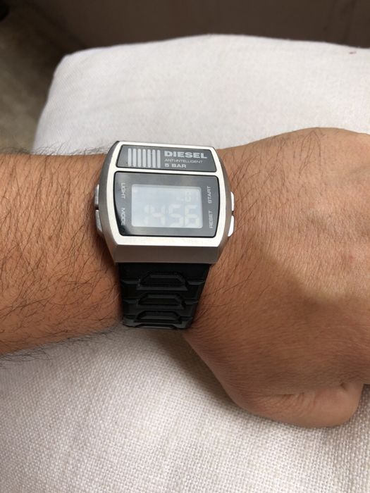 Vand ceas Diesel impecabil ca si nou
