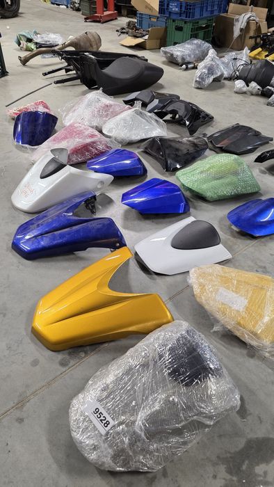 Monopost original  Honda Cb1000R Yamaha Kawasaki Suzuki Ducati  carenă