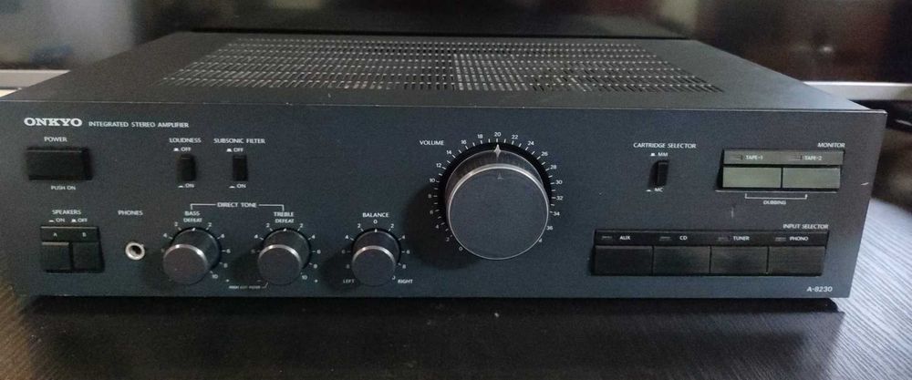 Amplificator Onkyo  A-8230 –2×80 W/8Ω,2×120 W/4Ω