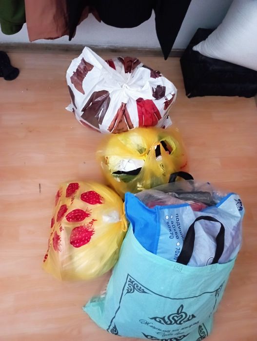 Бесплатно разные одежды для детей и подростков