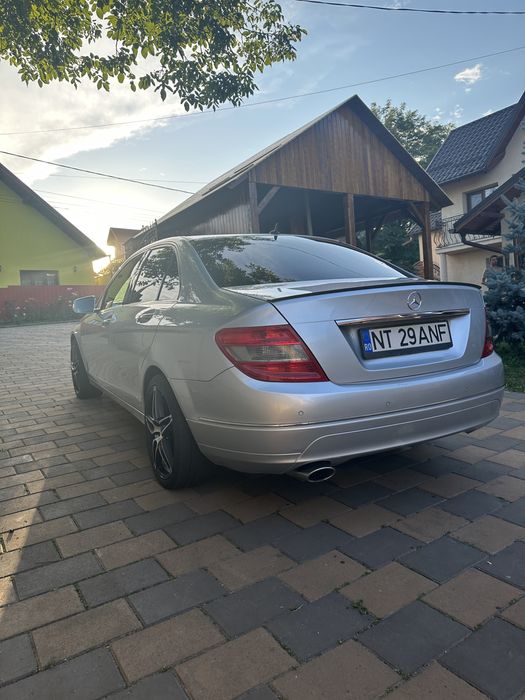 Vand  Mercedes-Benz C250,an fabricatie 2009,motorizare 2.2 CDI 204 CP