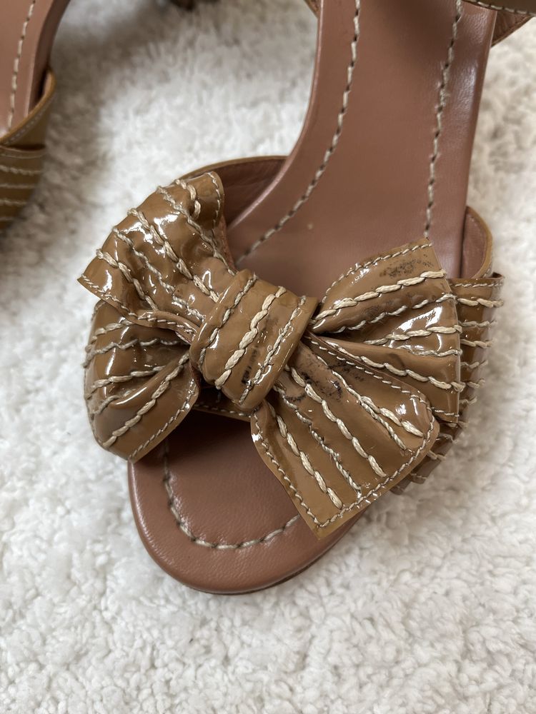 miu miu оригинални  дамски сандали guess liu jo