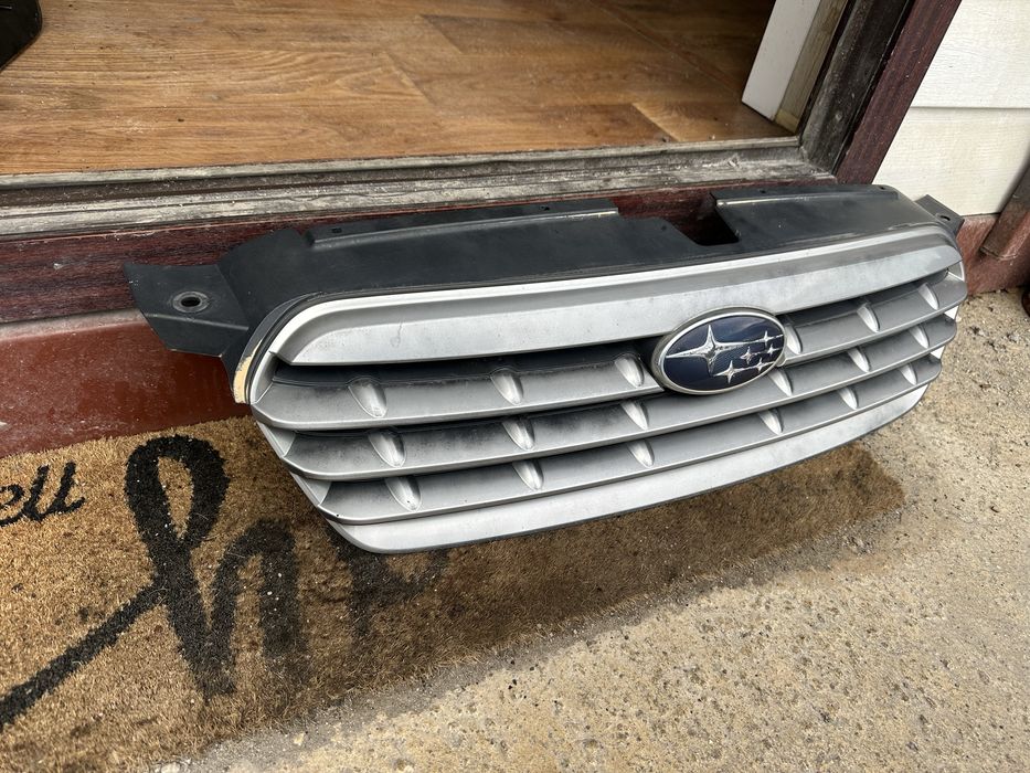 Решетка предна броня за Субару Легаси Аутбег!