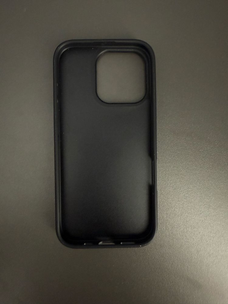Case на GUESS за iphone 16 PRO