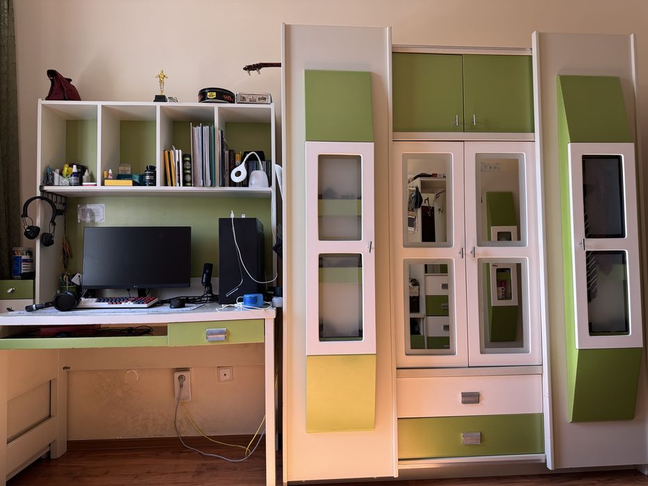 СРОЧНО! Мебель Chilek подростковая  хорошем состоянии