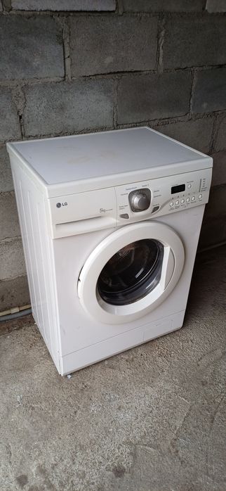 Продам стиральную машину автомат