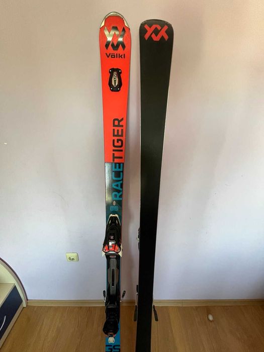 Ски Völkl Racetiger GS