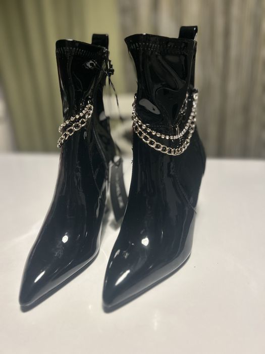 Ghete cu lanturi - Noi- Rachel Zoe- 37