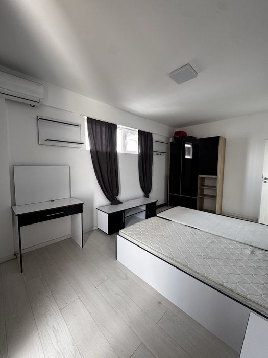 Proprietar inchiriez apartament 3 camere zona Cartier Latin