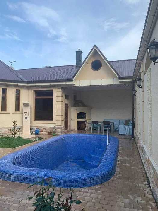 #655 Сдаётся дом ул. Уста Ширин угловой. возможно под офис