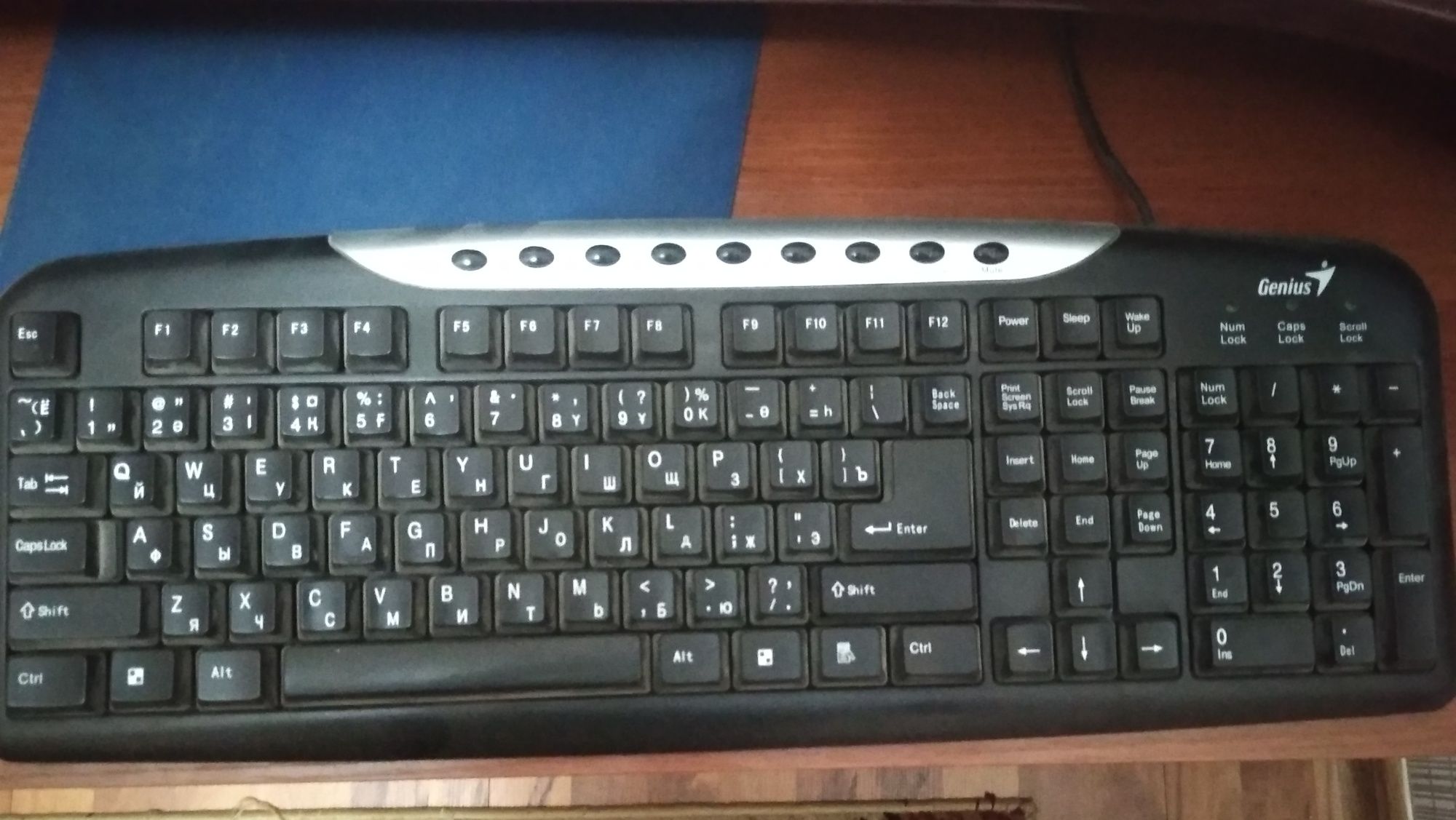 Lg Монитор  клавиатура мышь Lg monitor klavitura mishka