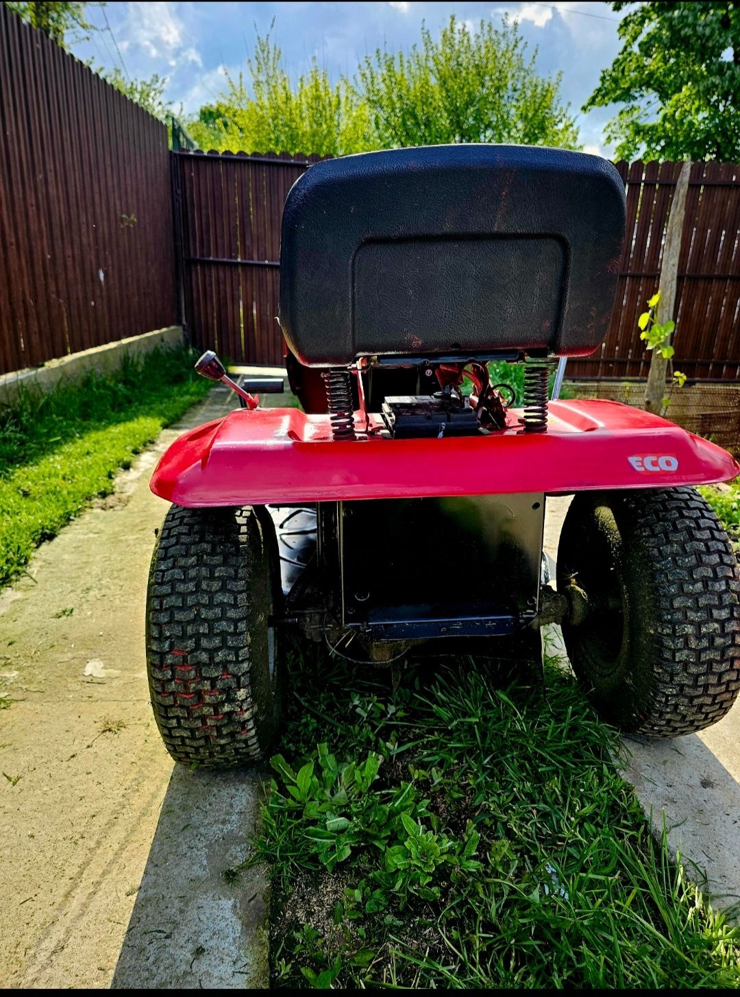 Tractoras de gazon MTD