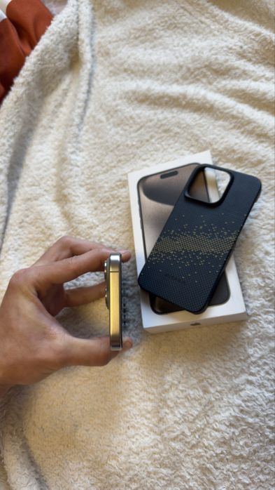 iPhone 15 pro “Natural Titanium” impecabil