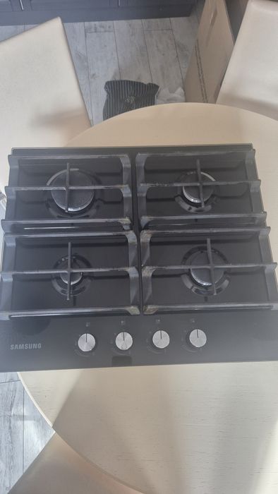 Продам варочную поверхность