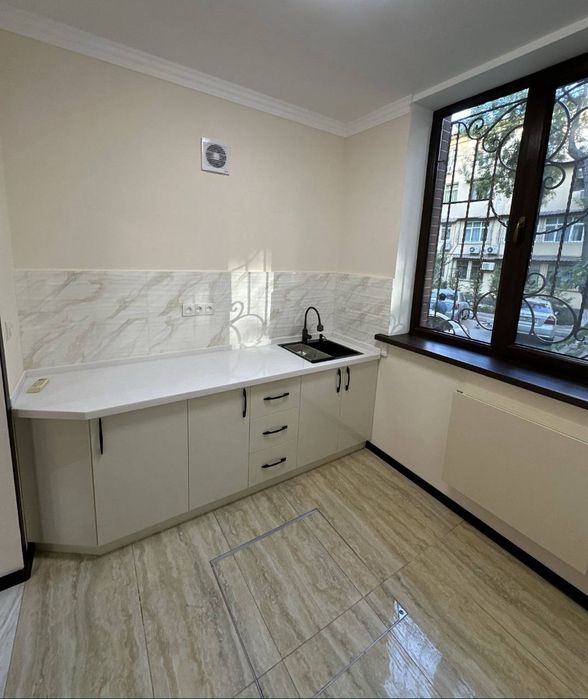 Аренда офиса в центре Дархан, Тамара Ханум / INKONEL