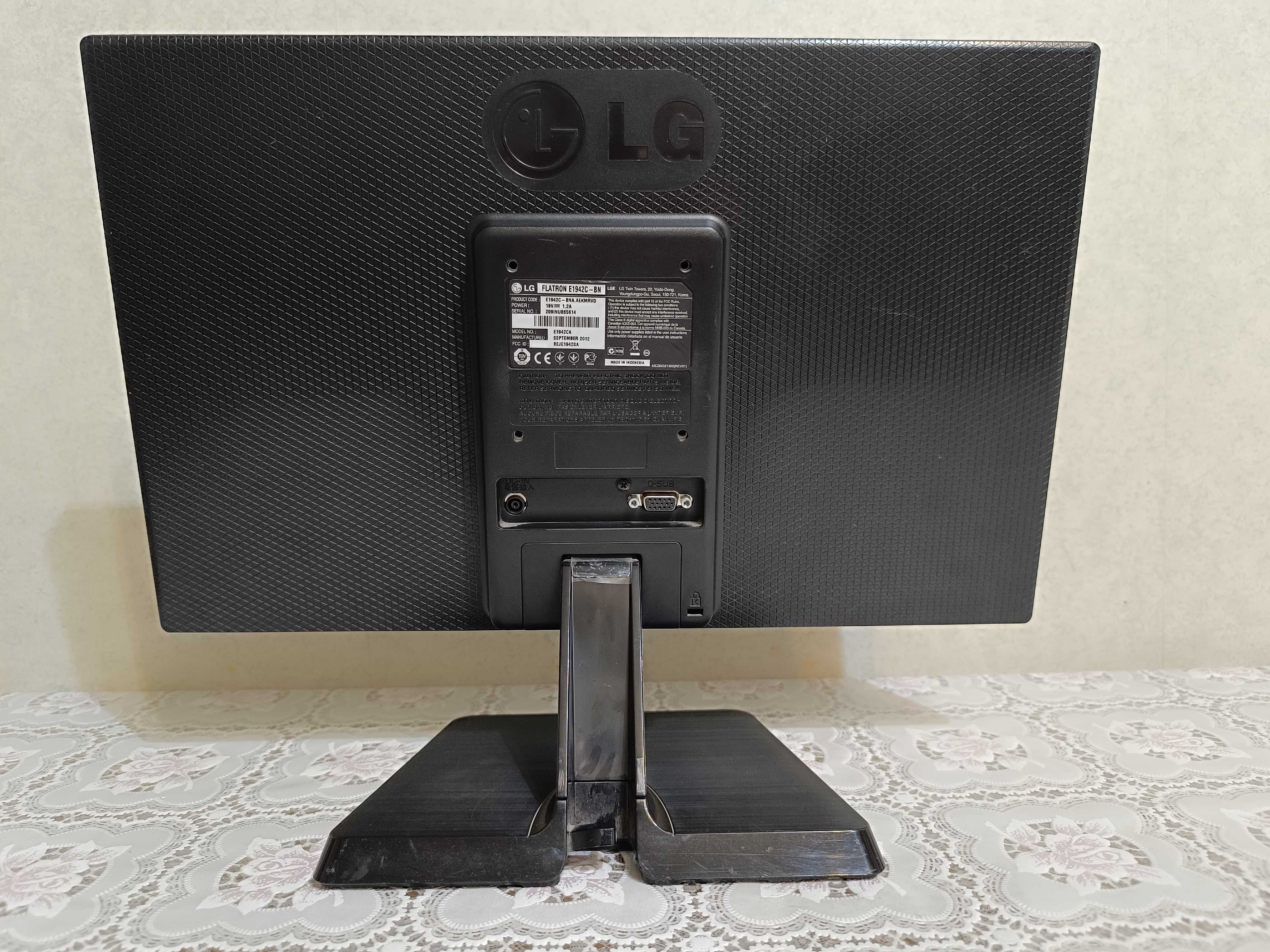 Монитор LG Flatron E1942C