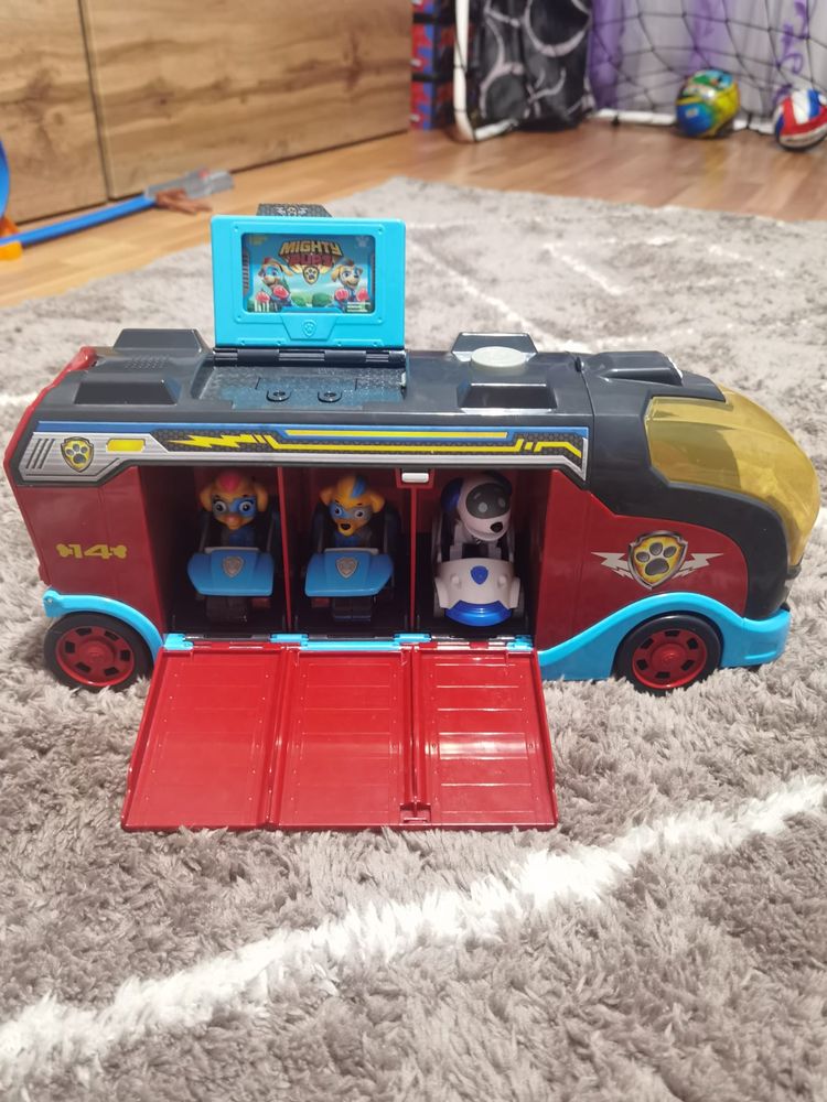 Vând jucării Paw Patrol