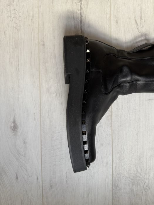 Cizme Valentino Garavani impecabile