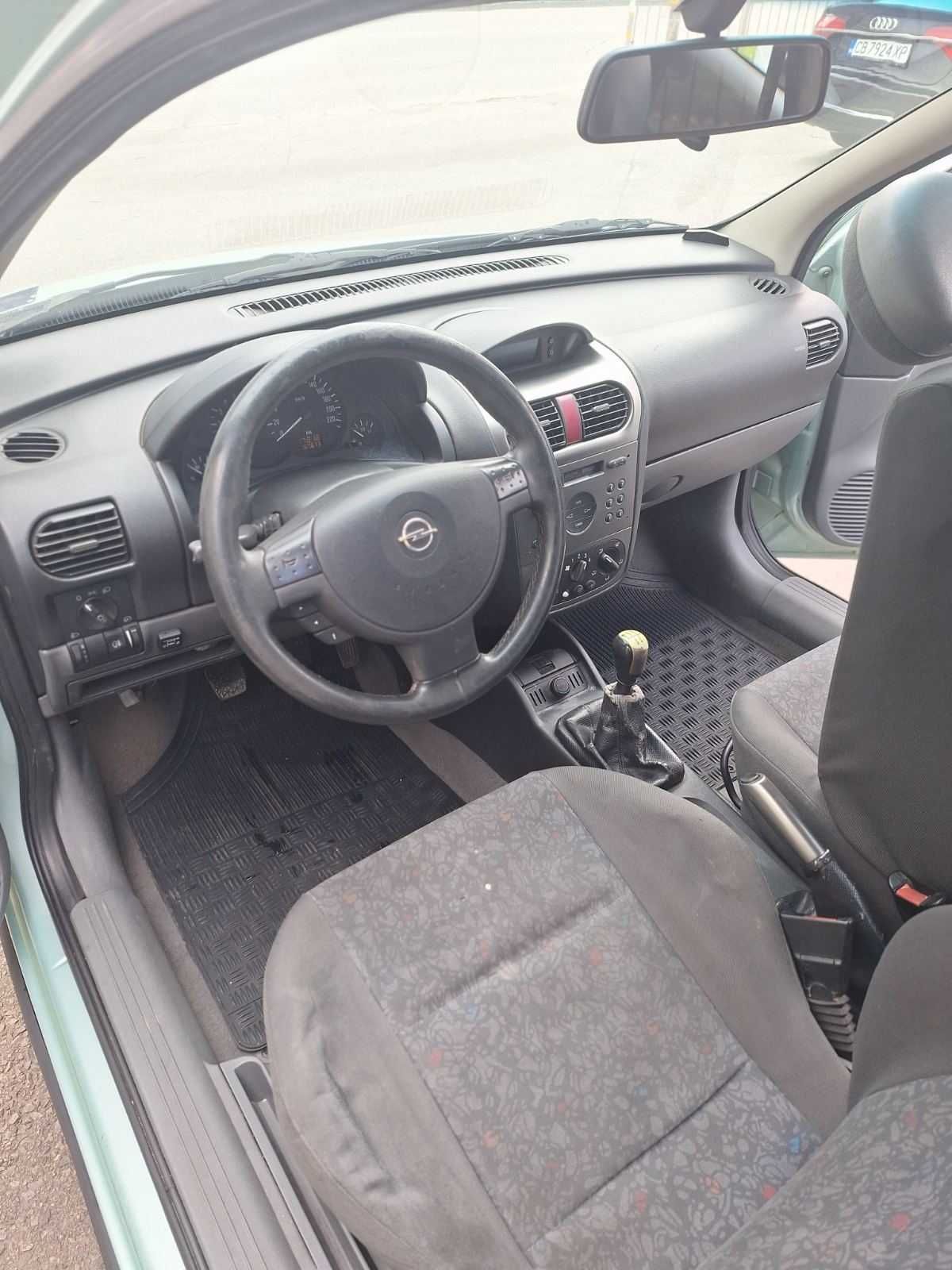 Opel Corsa 2001 г. с газова уредба Landi