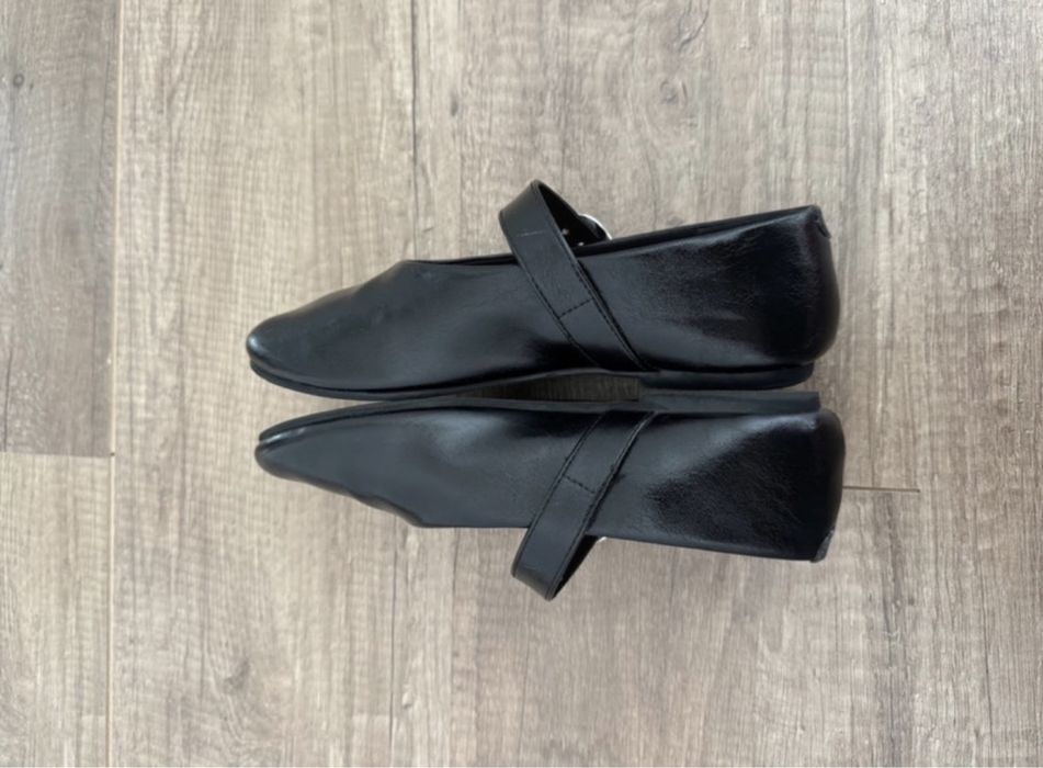 Pantofi fetite Zara.