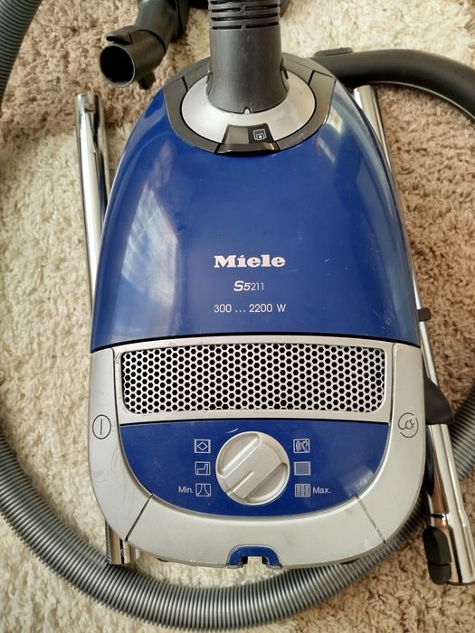 Прахосмукачка Miele 2200w