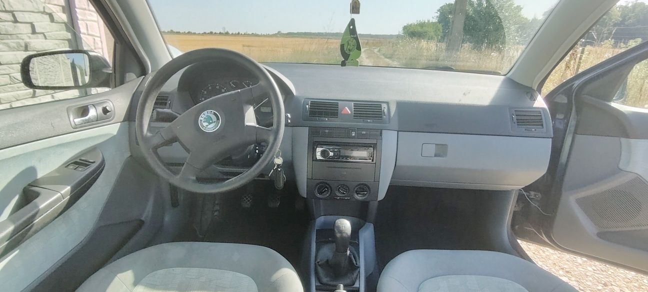 Skoda fabia 1.4 16 valve GPL an 2002