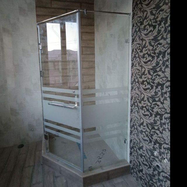 Maskitni setka dush kabina surma va loft eshiklar