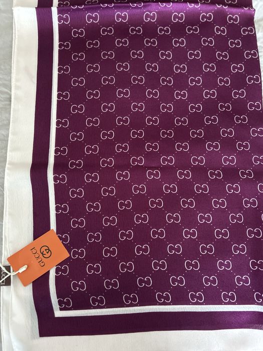 Маркови правоъгълни дълги шалове Gucci
