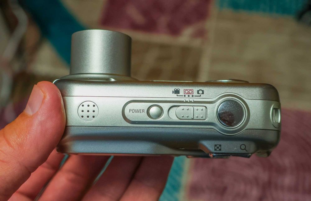 aparat foto digital Samsung A4 (digicam cu senzor CCD)