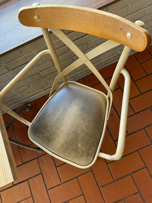 Индустриален трапезен стол