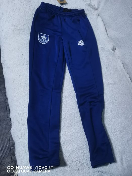 Pantaloni trening copii. Umbro FC Burnley.