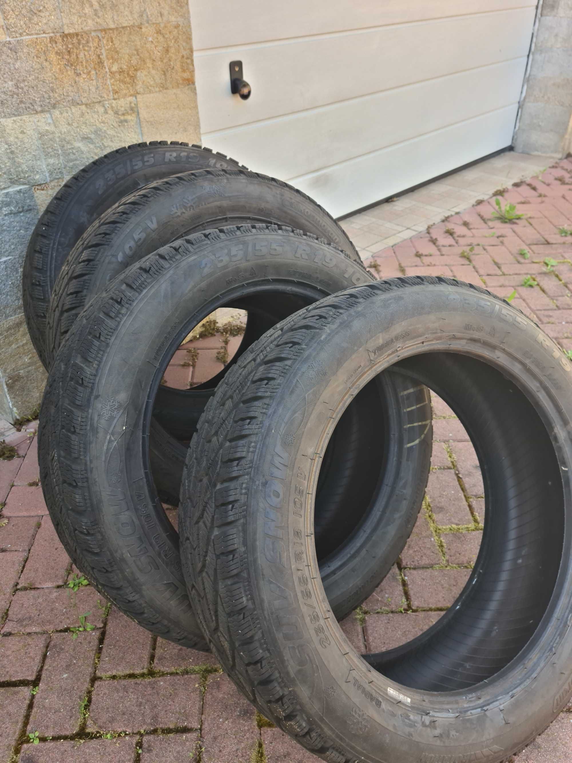 Зимни гуми Kormoran 235/55 R19 105V