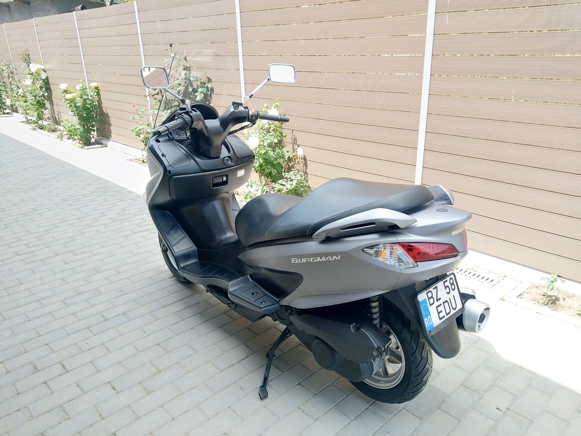 Suzuki Burgman 125