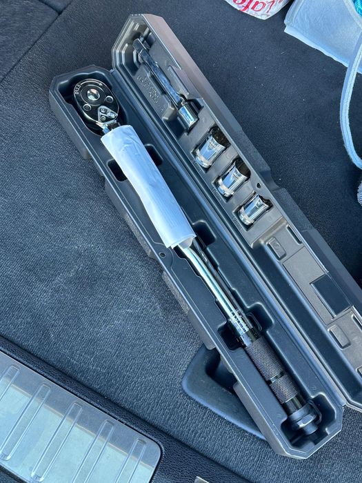 Vand cheie dinamometrica noua la cutie