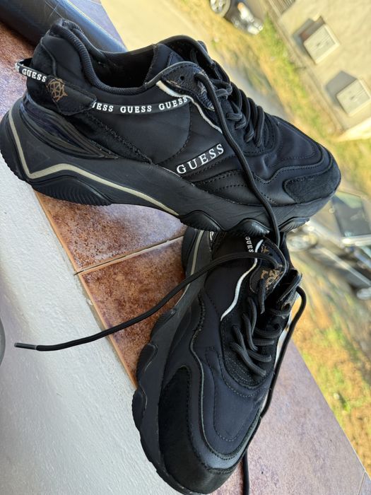 Оригинални маратонки guess