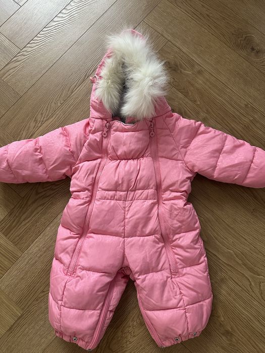 Продам комбинезоны для девочки до года