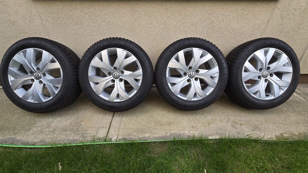 Roti iarna R16  cu jante originale VW si cauciucuri aproape noi Dunlop