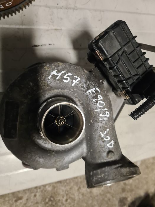 Turbina,racitor gaze bmw seria 3,e90/91,motor 3.0 D,M57