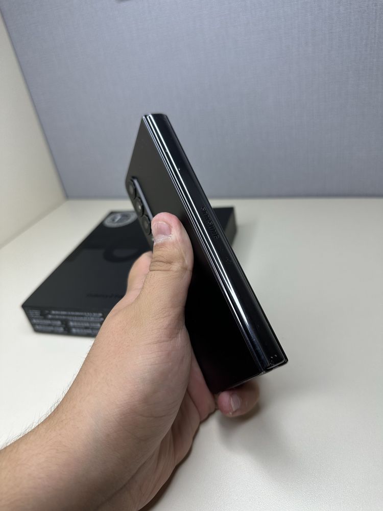 Samsung Galaxy Z Fold Vietnam 2 ta sim 12/256GB