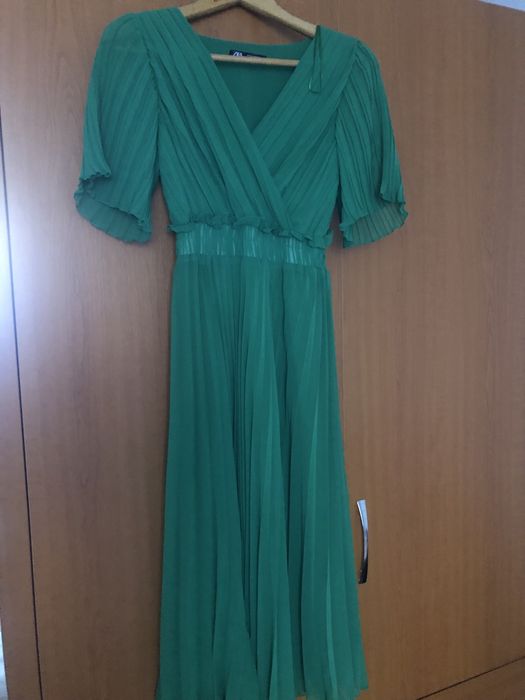 Rochie lunga plisata Zara