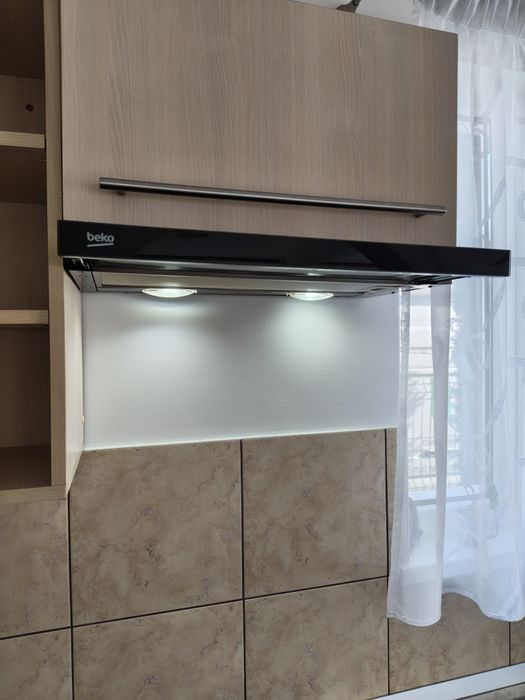 Mobilă de bucătărie complet utilată