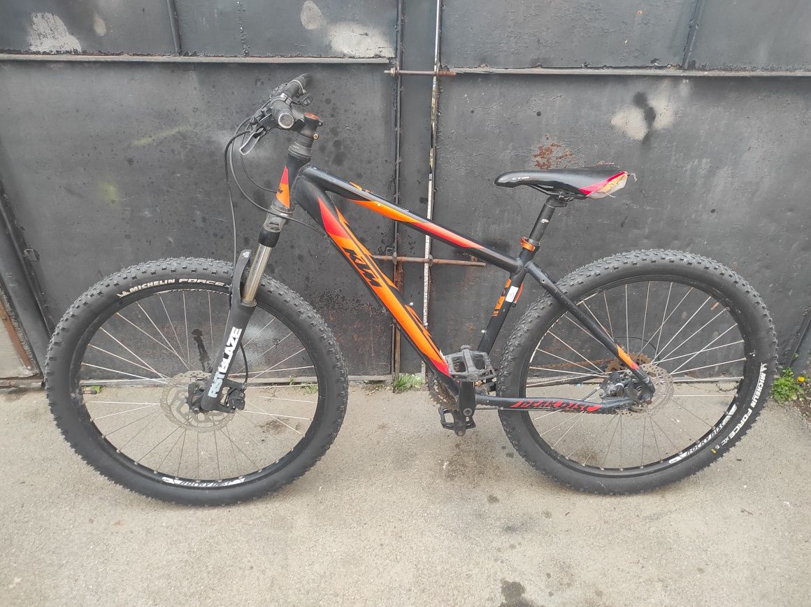 Vând Bicicleta KTM