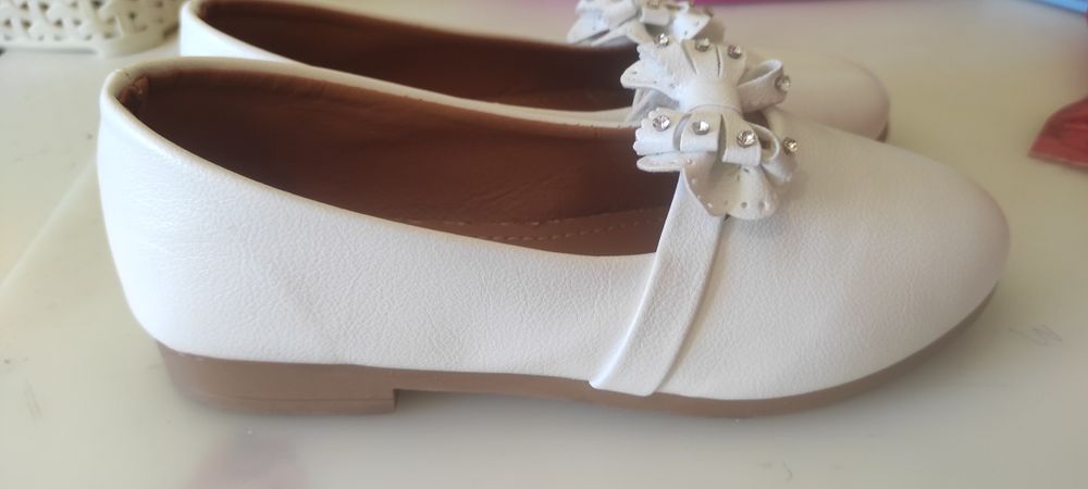 Balerini albi mărimea 32