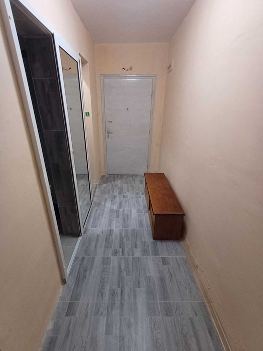 Дава се под наем Тристаен апартамент в София, Гео Милев - 95 кв.м за 749 € - Снимка #1