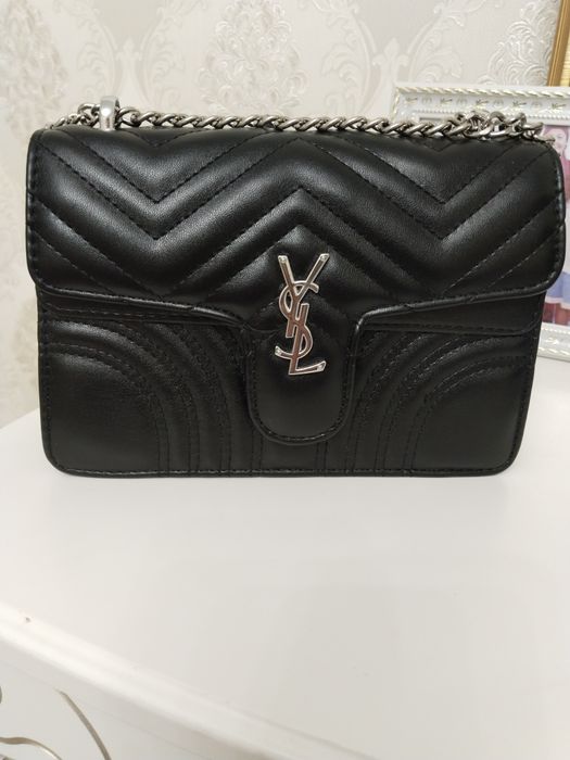 Сумочка размер 22×16см