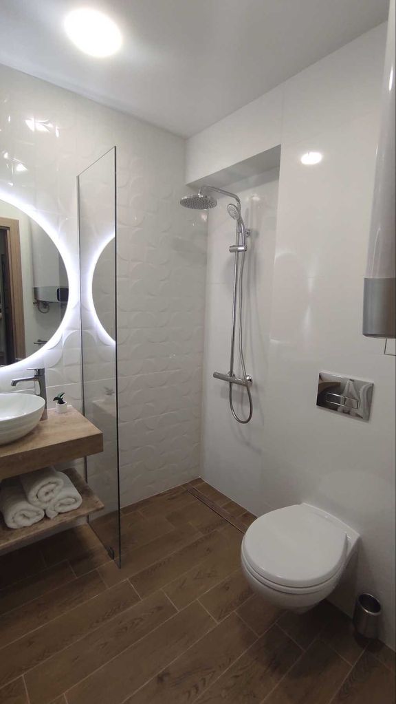 Продава се Двустаен апартамент в Пловдив, Остромила - 63 кв.м за 2142 €/кв.м - Снимка #5