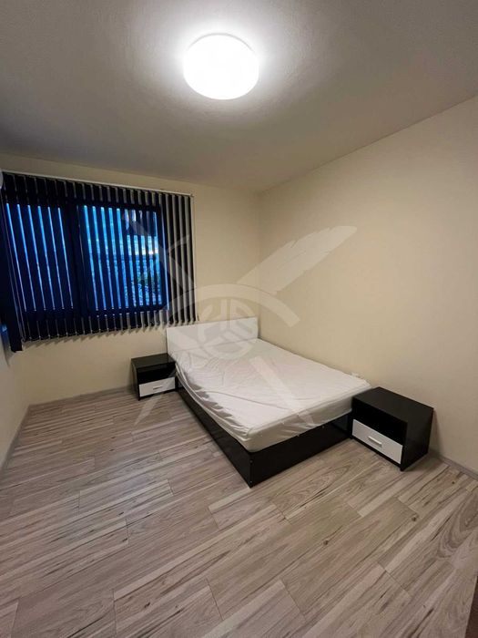 Тристаен апартамент под наем в Христо Смирненски  11145201